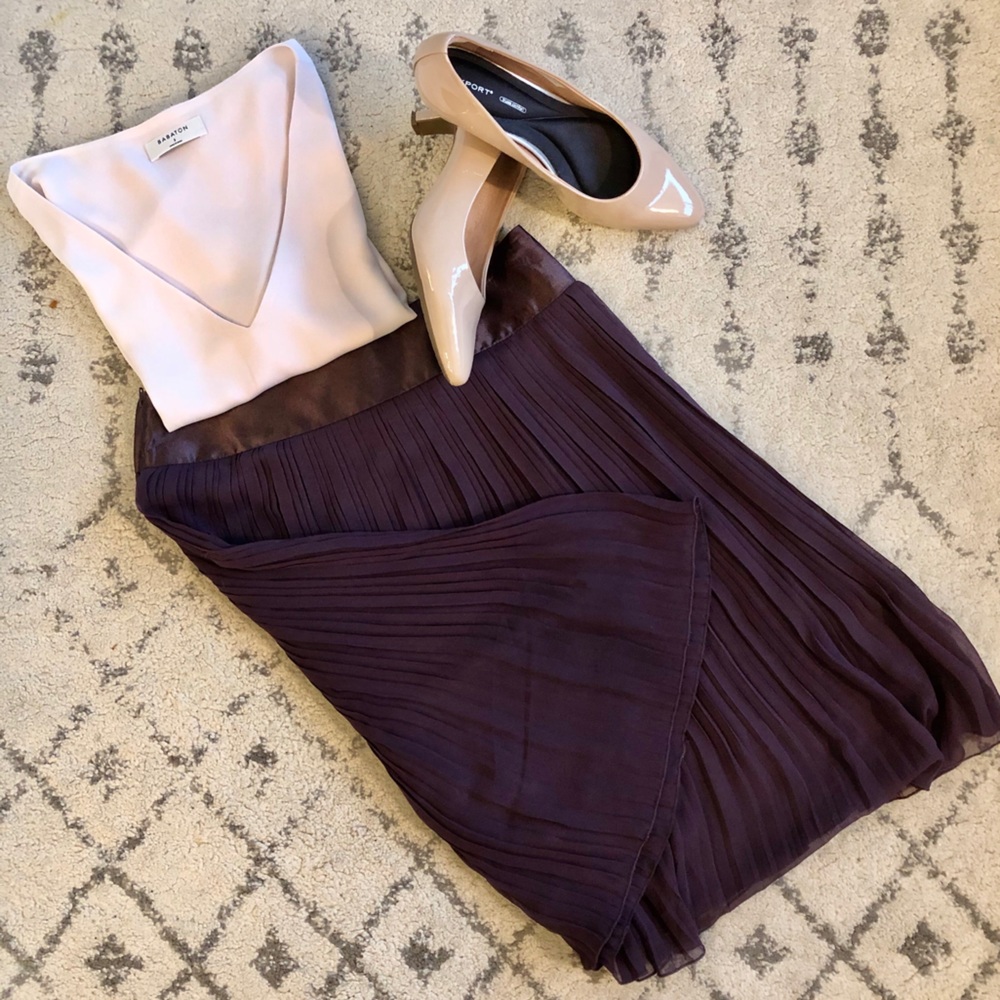 Chiffon Pleated Skirt (with Satin contrast waist)